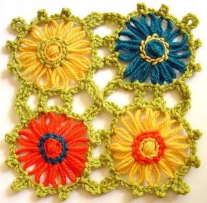 Loomed Flower Tack Join Loomed Flower Tack Join