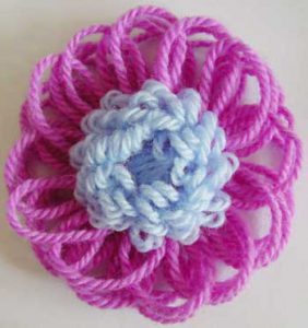 Puffy Centred Flowers on the Flower Loom