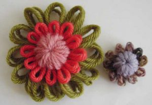 The Rosebud Loomed Flower Centre