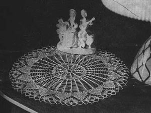 Round Lace Mat