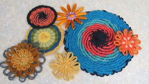 The Double Woven Centre on Loomed Flowers