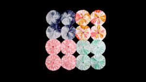 Fabric Yo-Yos and Suffolk Puffs – How to Sew Them Together